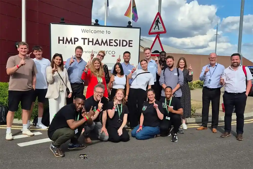 HMP-Thameside_1024 Volunteers outside HMP Thameside